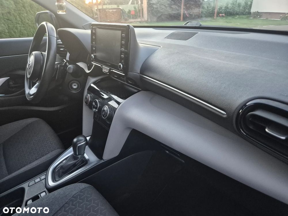 Toyota Yaris Cross - 32