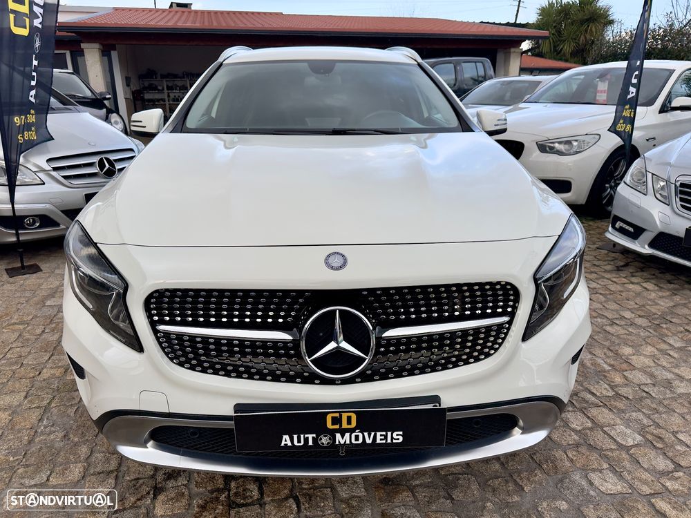 Mercedes-Benz GLA 200 CDI Urban - 24