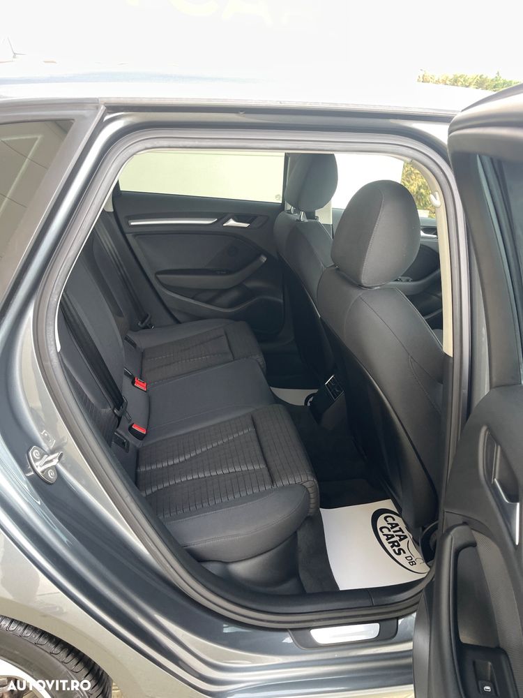 Audi A3 2.0 TDI Sportback Ambiente - 23