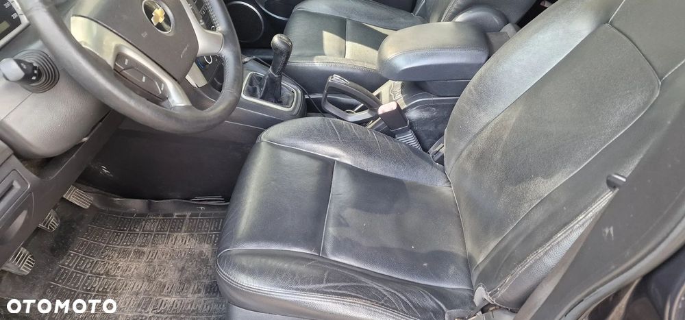 Chevrolet Captiva 2.0 d LT high - 11