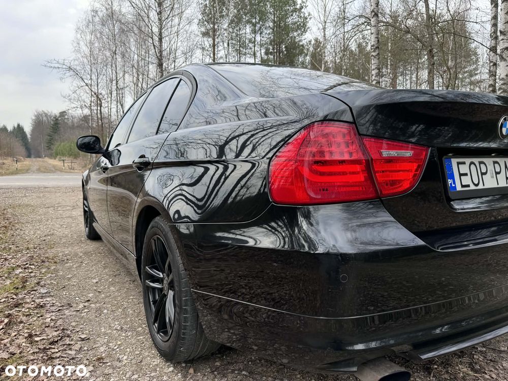BMW Seria 3 318i - 16