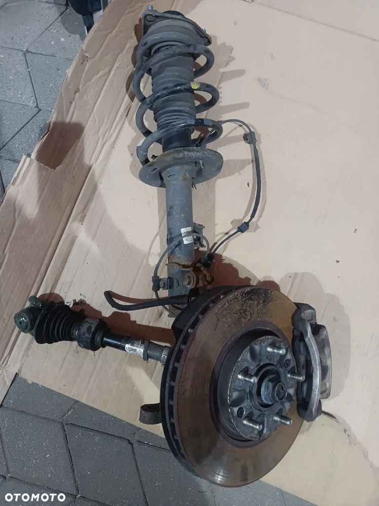 Kompletny Mc Pherson prawy przód KIA SPORTAGE III - 1