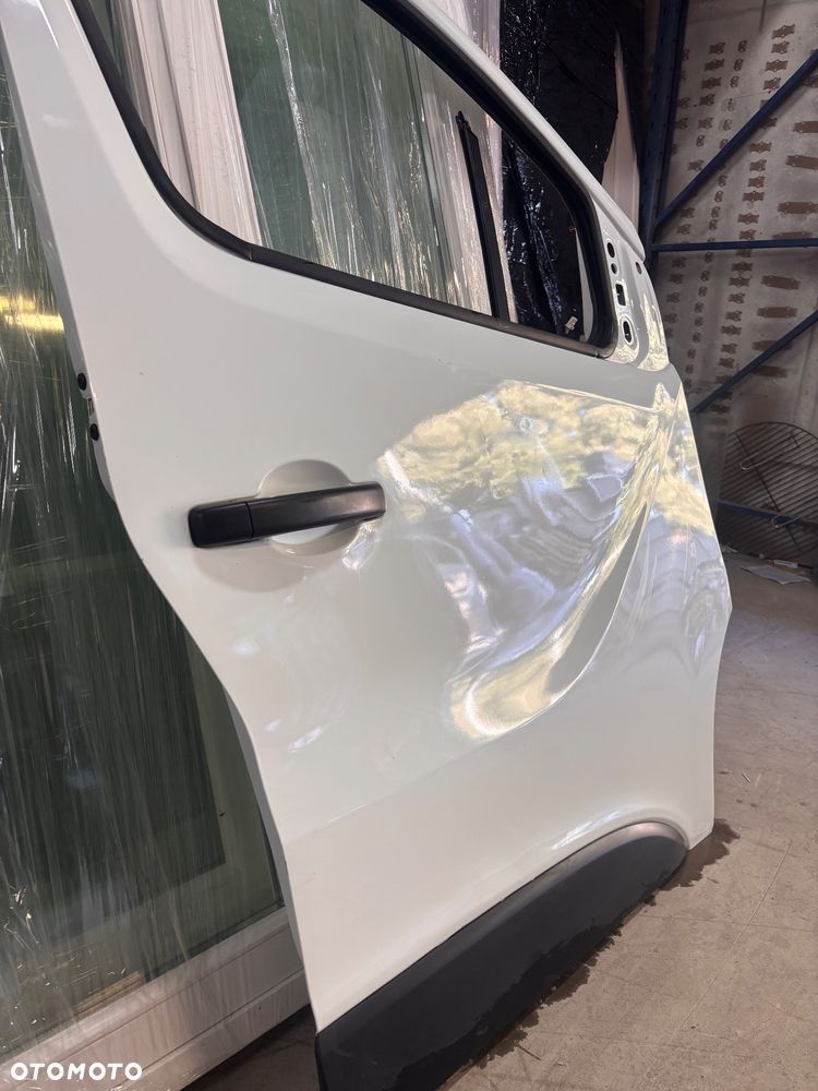 Drzwi prawe lewe renault trafic III IV - 2