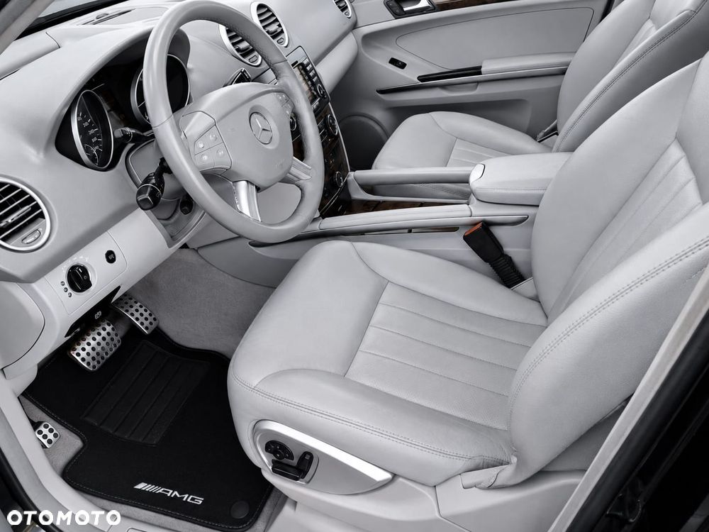 Mercedes-Benz ML 320 CDI 4Matic 7G-TRONIC - 21
