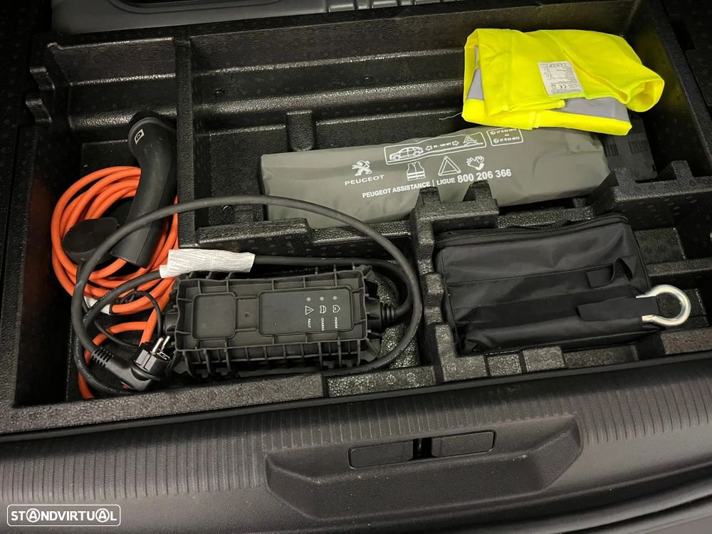 Peugeot 308 SW 1.6 Hybrid GT e-EAT8 - 17