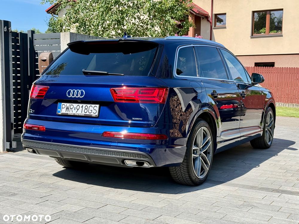 Audi Q7 - 15