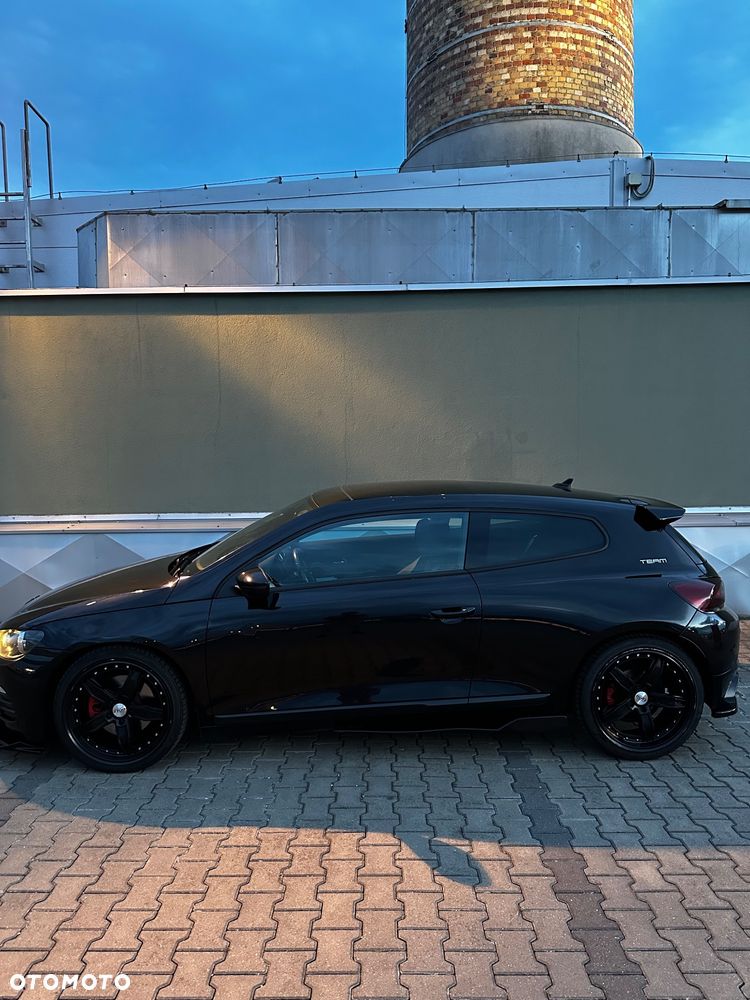 Volkswagen Scirocco 2.0 TSI Team - 14
