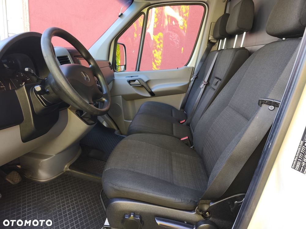 Mercedes-Benz sprinter - 23