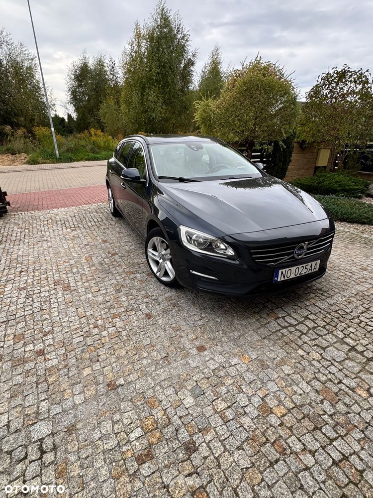 Volvo V60 2017 photo 5