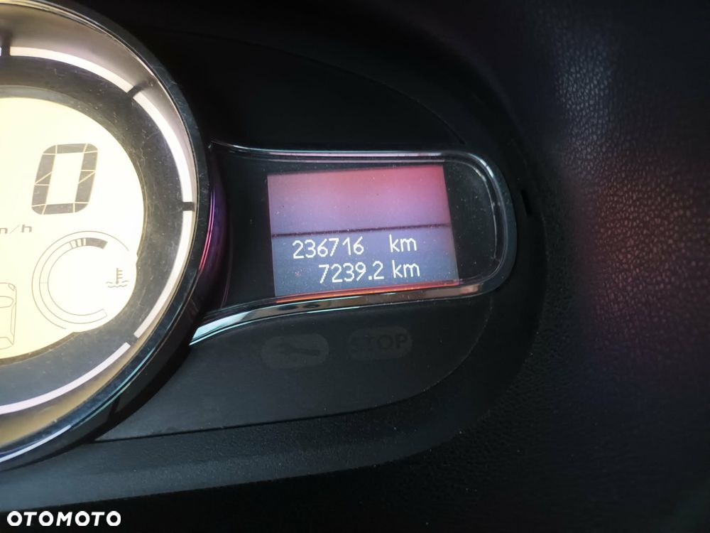 Renault Megane 1.9 dCi FAP Limited - 30