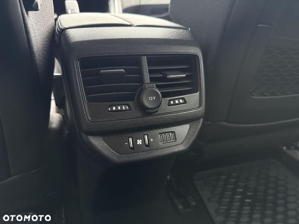 Peugeot 5008 1.6 PureTech Allure S&S EAT8 - 28