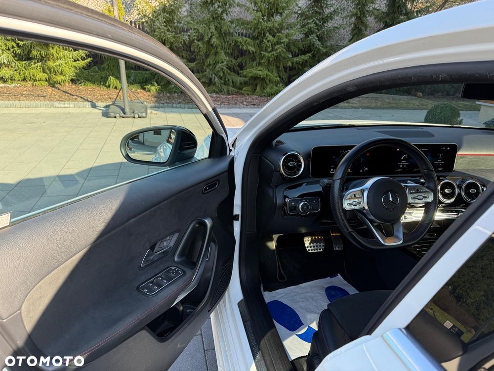 Mercedes-Benz Klasa A 200 AMG Line 7G-DCT - 6