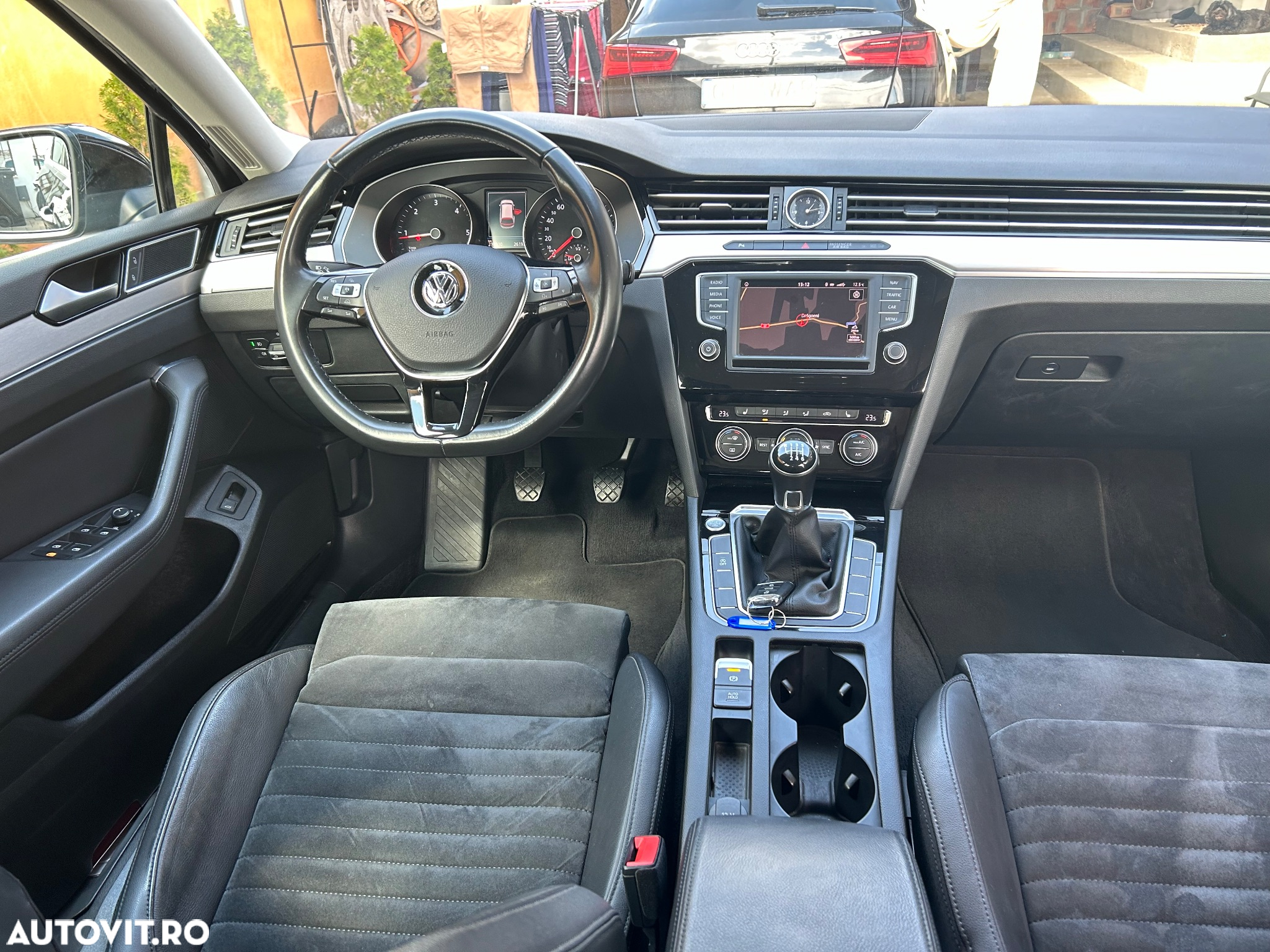 Volkswagen Passat - 9