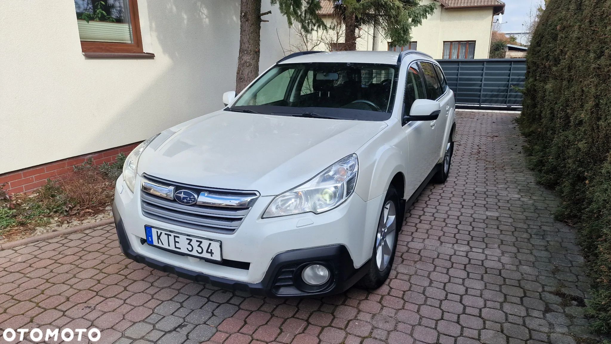 Subaru Legacy - 1