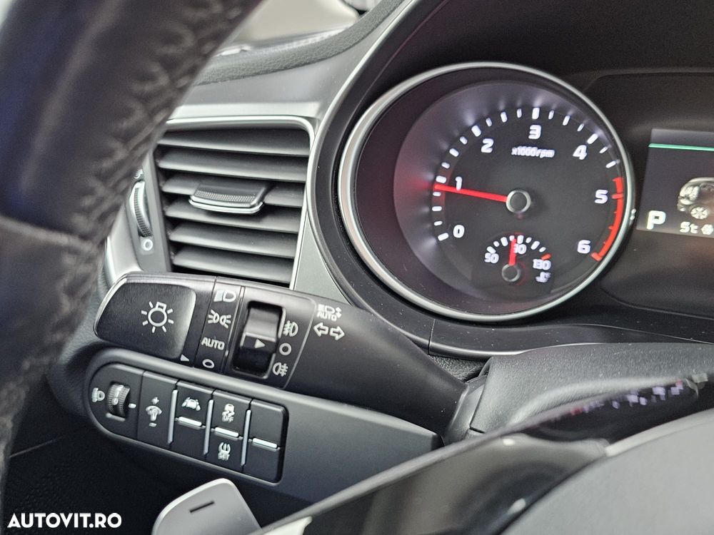 Kia XCeed 1.6 CRDi DCT7 PLATINUM EDITION - 32