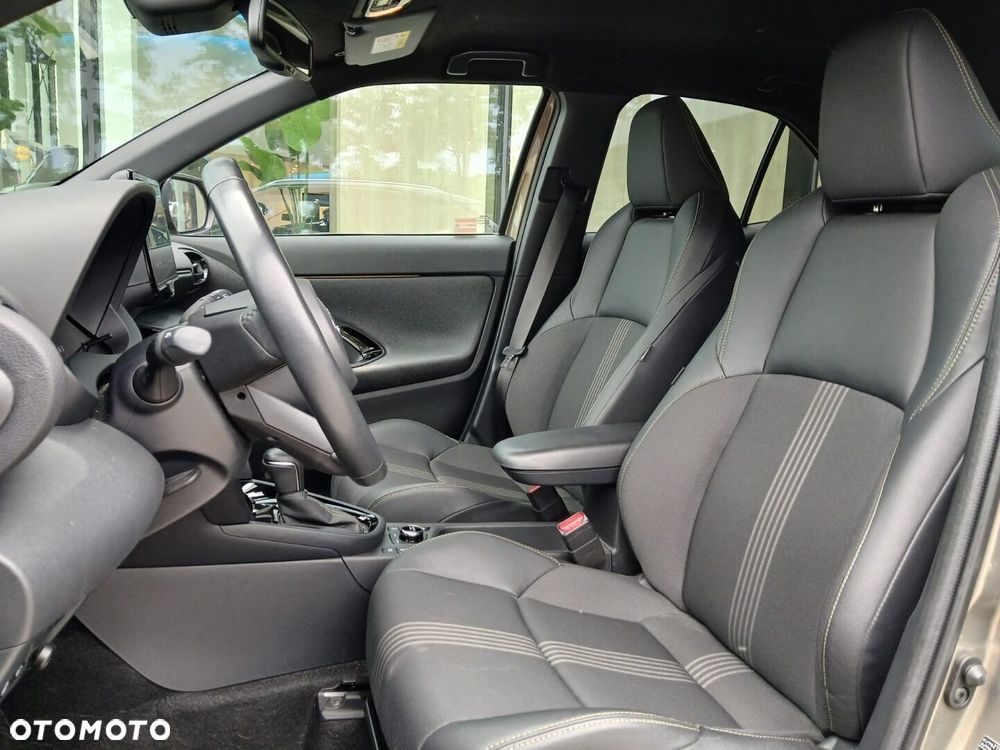 Toyota Yaris Cross Hybrid 1.5 Adventure 4x4 - 6
