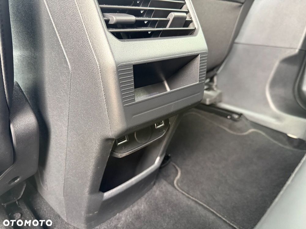 Peugeot 3008 - 25