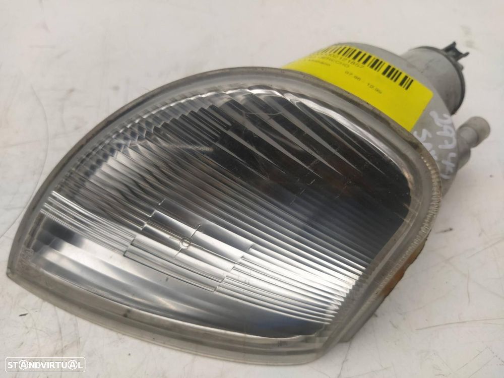 FAROLIM FRENTE DIREITO CITROEN SAXO - 1