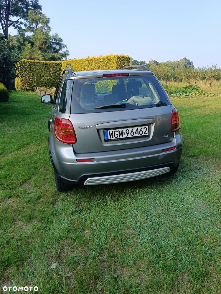 Suzuki SX4 - 4