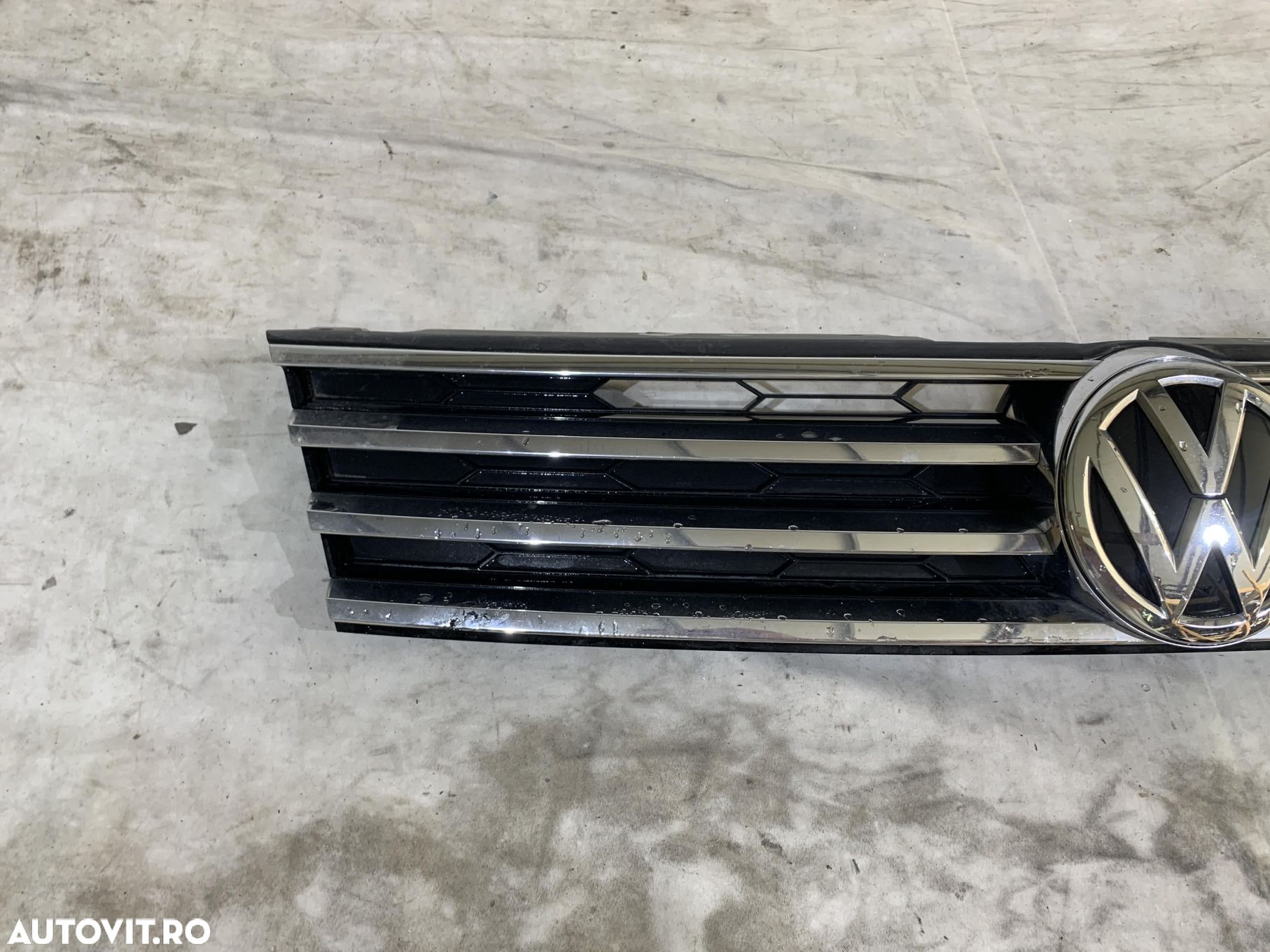 Grila radiator, VW Touareg, 2015, 2016, 2017, 2018, cod origine OE 7P6853651L. - 4