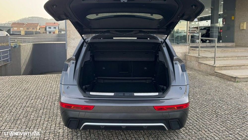 DS DS7 Crossback 1.5 BlueHDi Performance Line EAT8 - 9