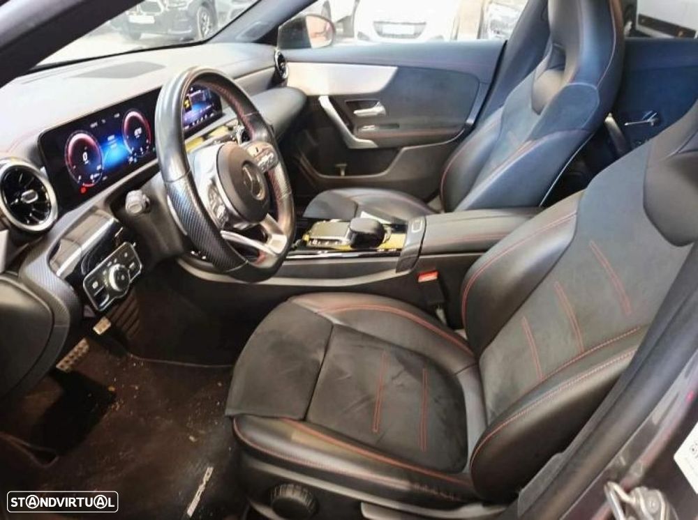 Mercedes-Benz CLA 180 d Shooting Brake AMG Line Aut. - 3