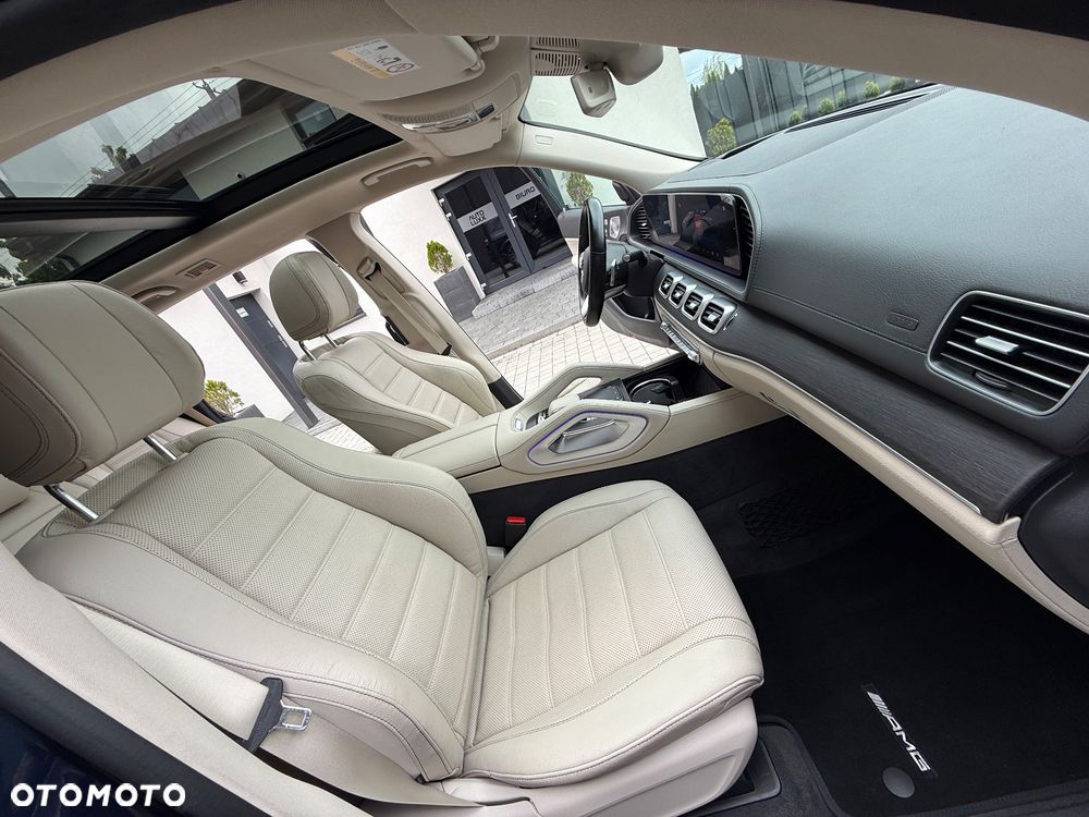 Mercedes-Benz GLS - 22
