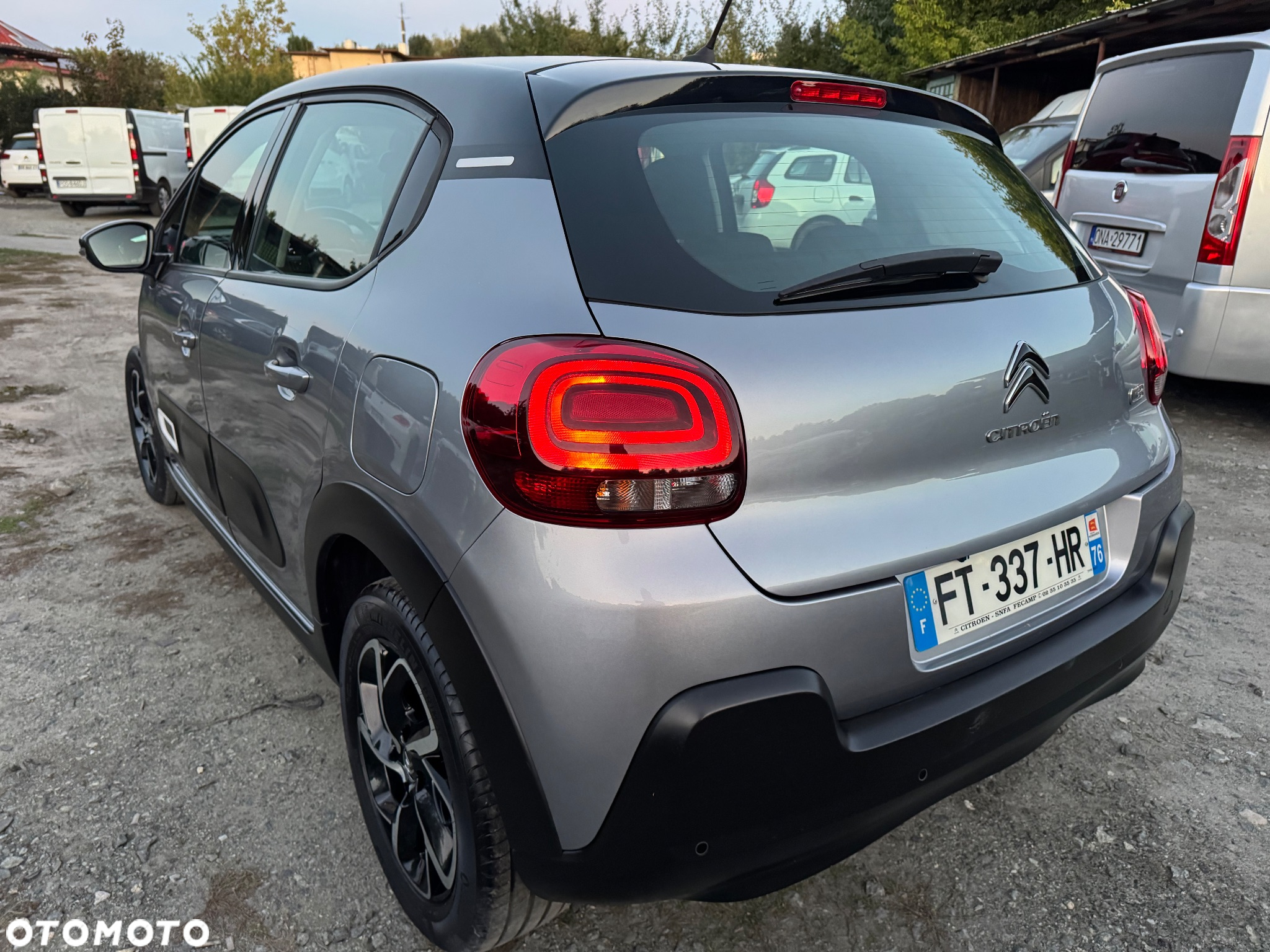Citroën C3 1.5 BlueHDi Shine - 30