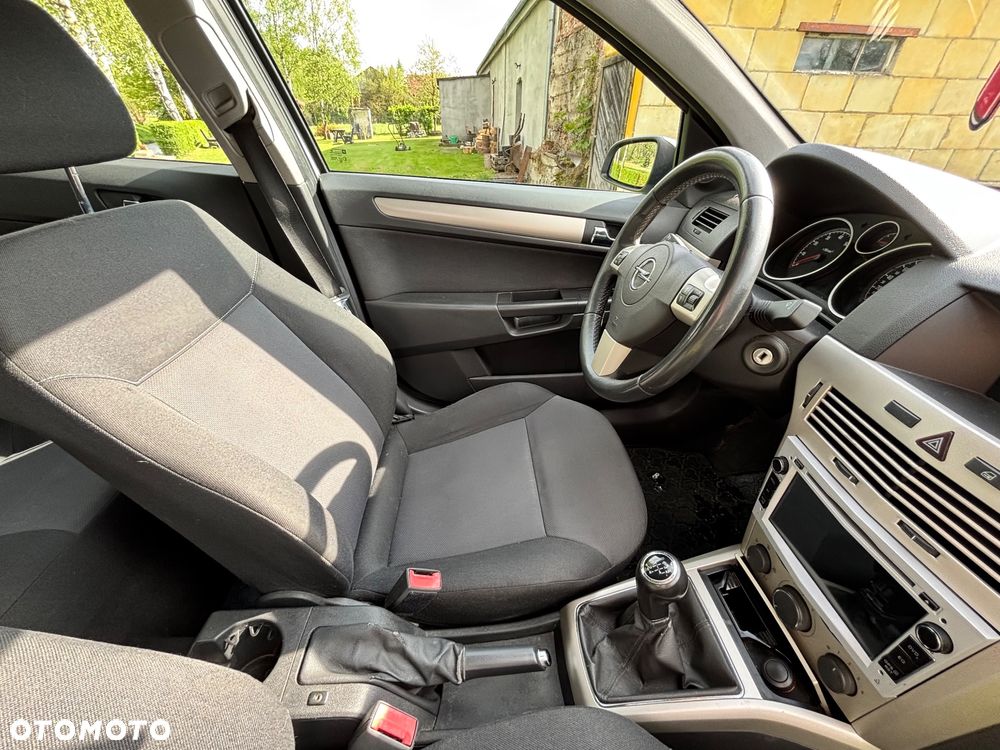 Opel Astra - 21