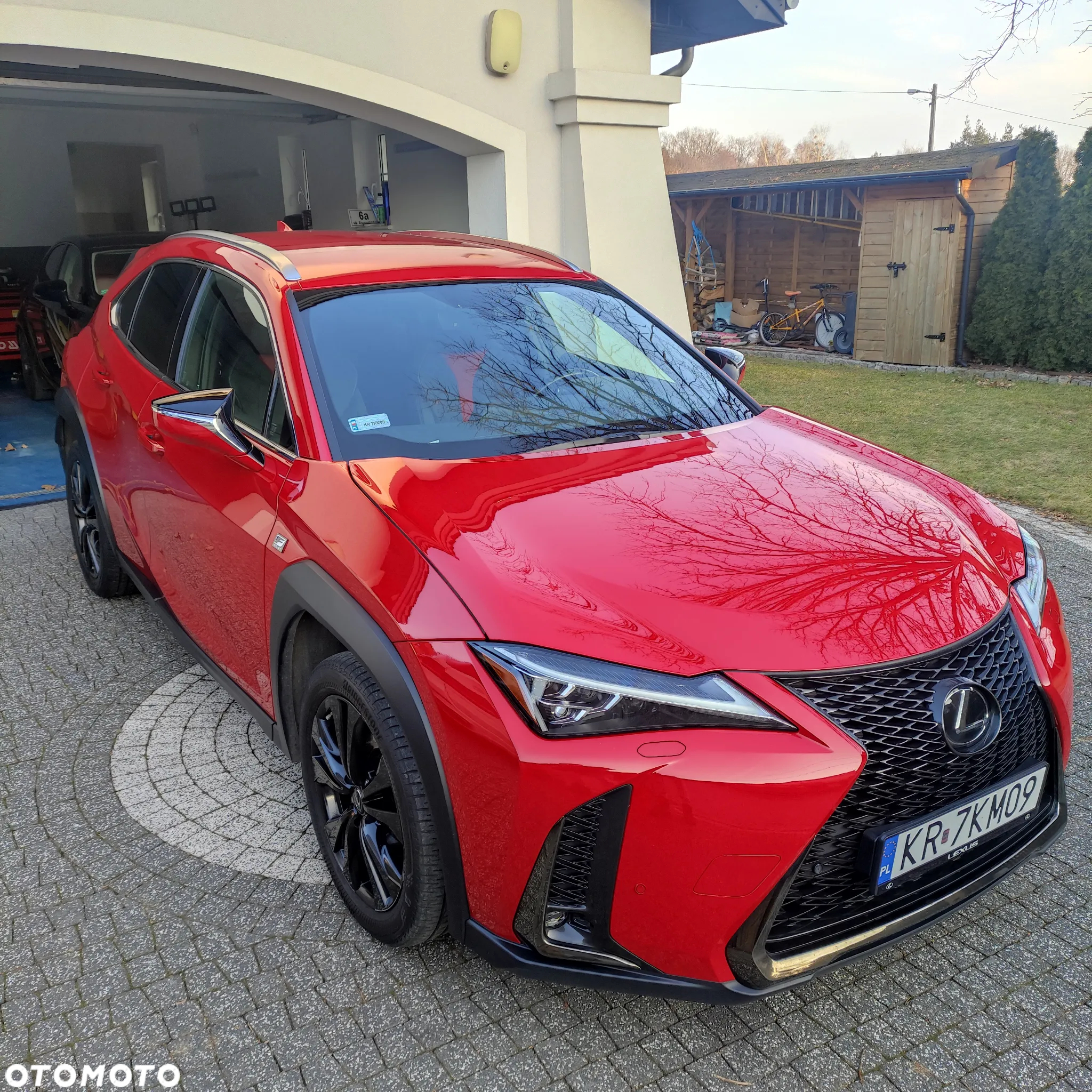 Lexus UX - 3