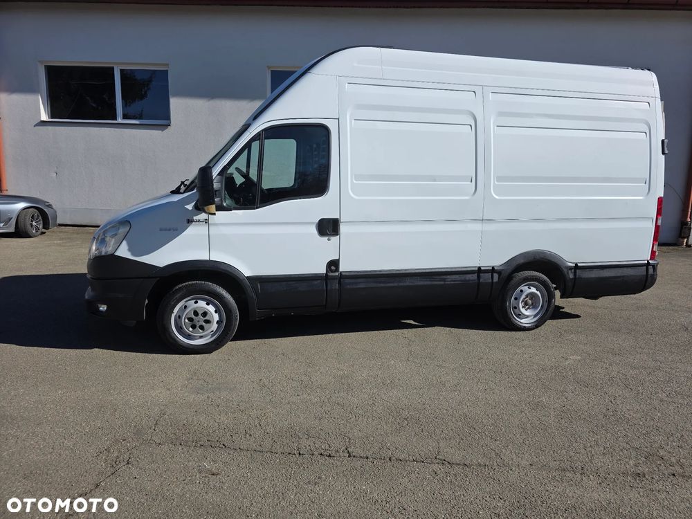 Iveco DAILY 35S15 - 4