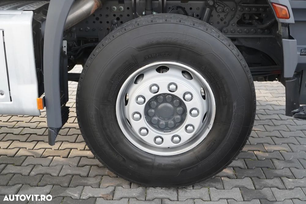 Mercedes-Benz AROCS 2640 / 6x4 / LIVRARE - 6,5 M / HIAB 144 HDS / Extensie: 12,5 M / EURO 6 / RADIOCOMANDĂ / ROTATOARE / - 23