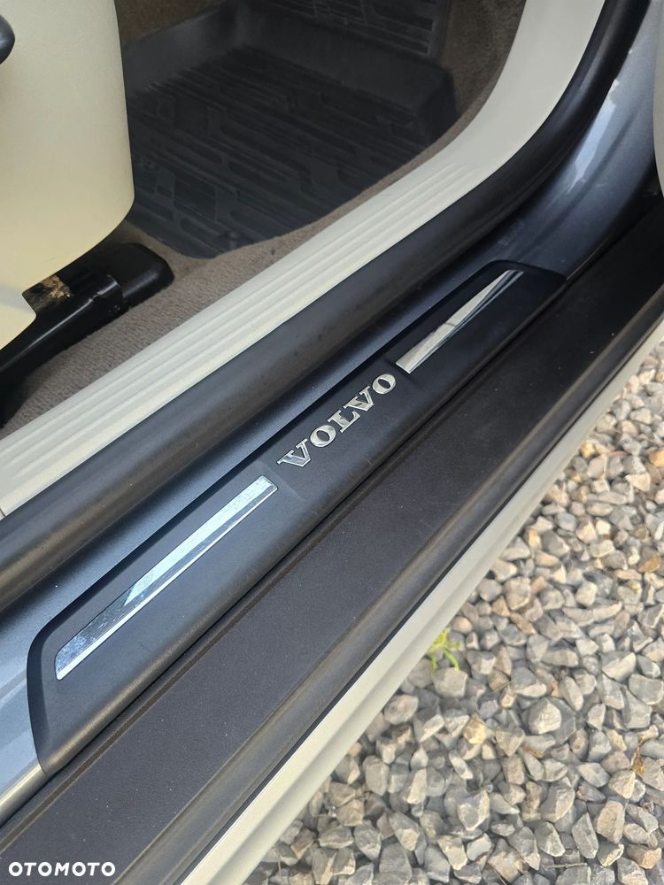 Volvo V40 Cross Country D2 Geartronic Summum - 26