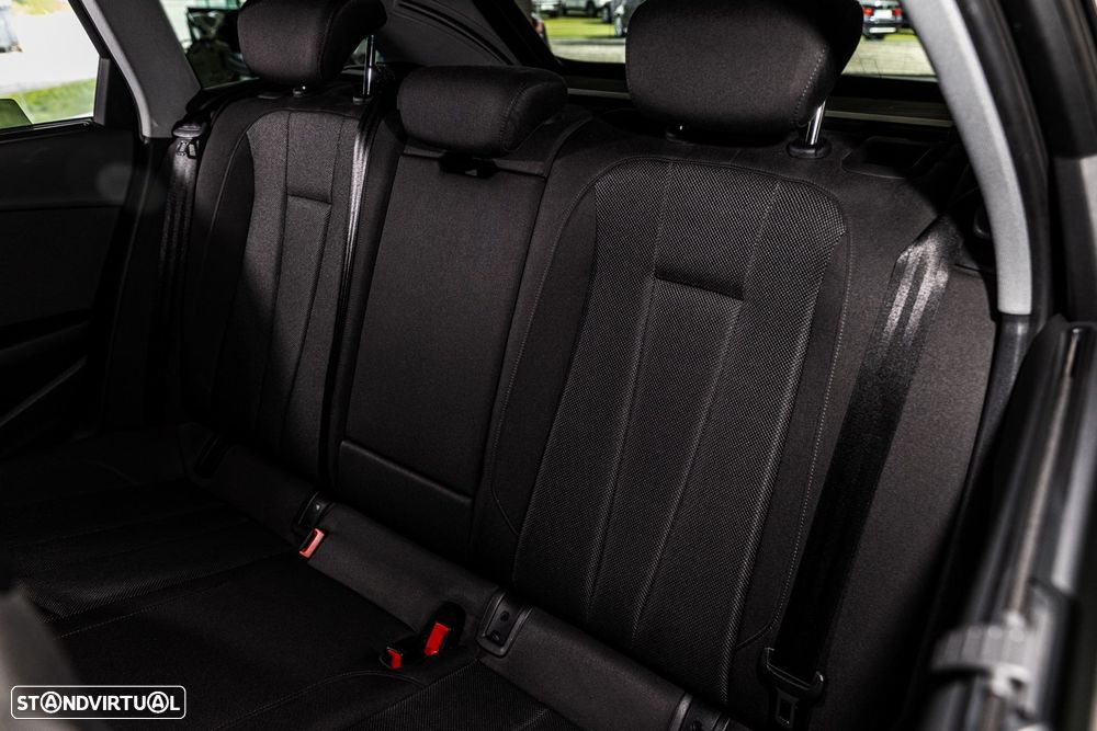 Audi A4 Avant 35 TDI Advanced S tronic - 23