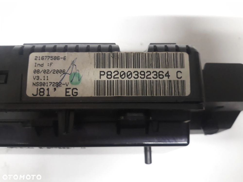 LICZNIK RENAULT ESPACE IV  1,9 DCI 8200392364C - 2