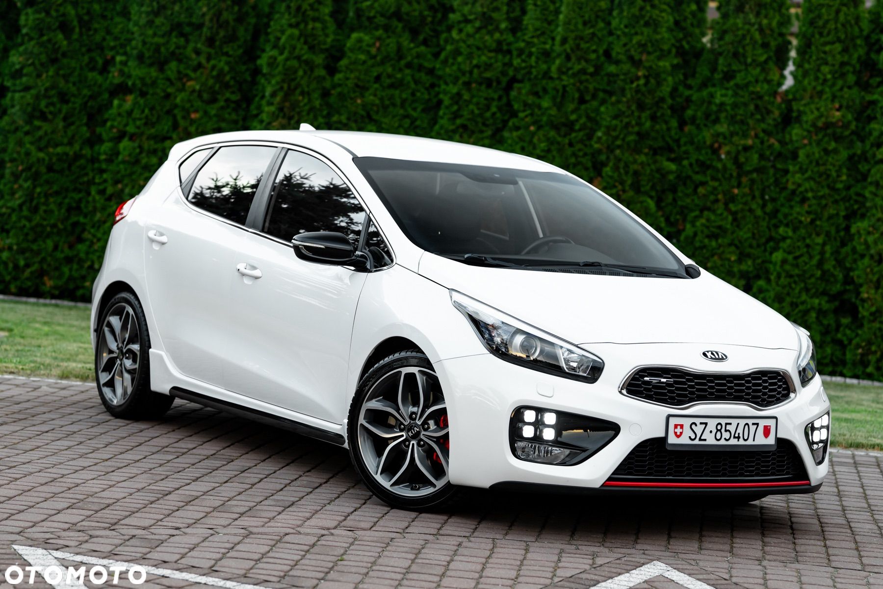 Kia Ceed 1.6 T-GDI GT - 1
