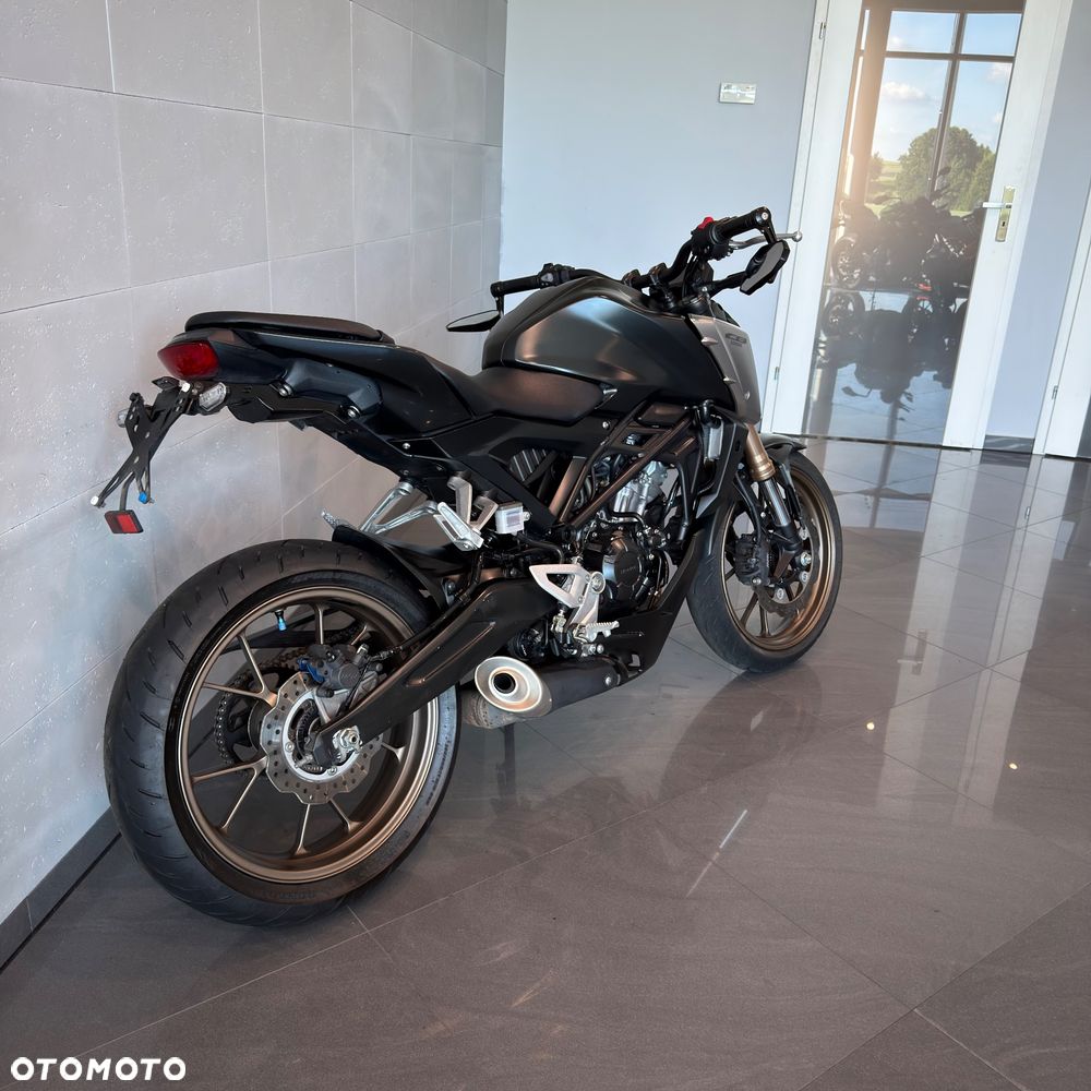 Honda CB - 3
