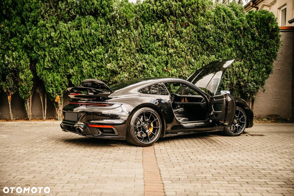 Porsche 911 Turbo S - 2