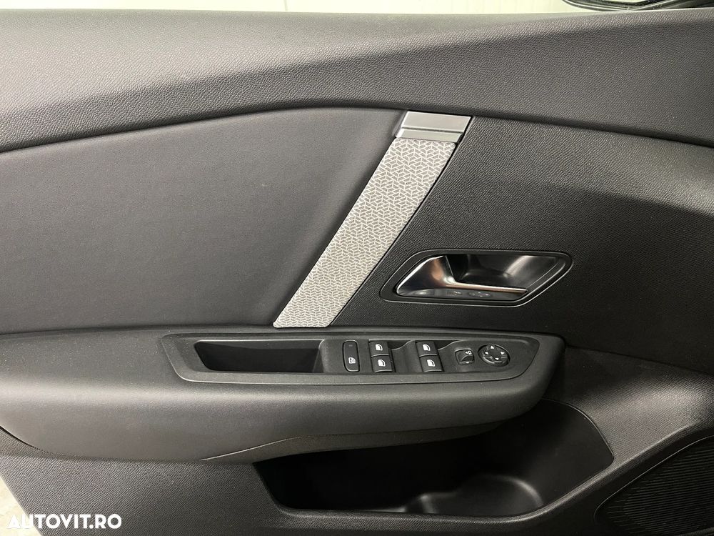 Citroën C4X PureTech 130 Stop&Start EAT8 FEEL PACK - 25
