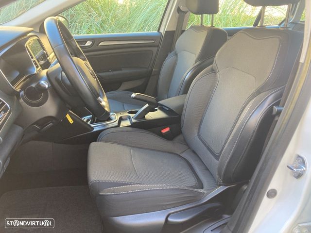 Renault Mégane Sport Tourer 1.5 Blue dCi Intens - 28