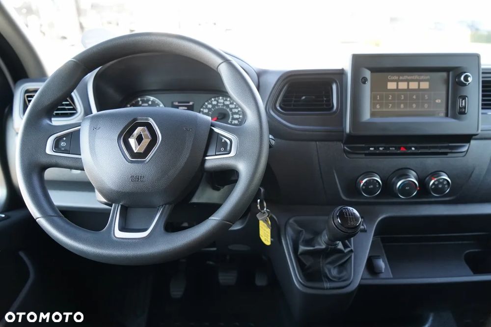 Renault MASTER / KONTENER - 4,25 M / SPROWADZONY / EURO 6 - 29