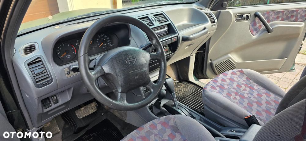Nissan Terrano - 8