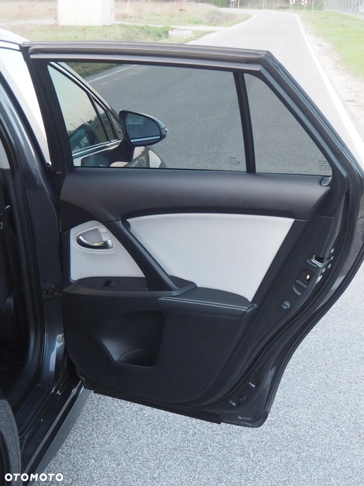Toyota Avensis Touring Sports 2.0 D-4D Edition-S - 12