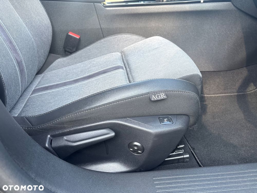 Opel Astra 1.2 T Business Edition S&S - 35