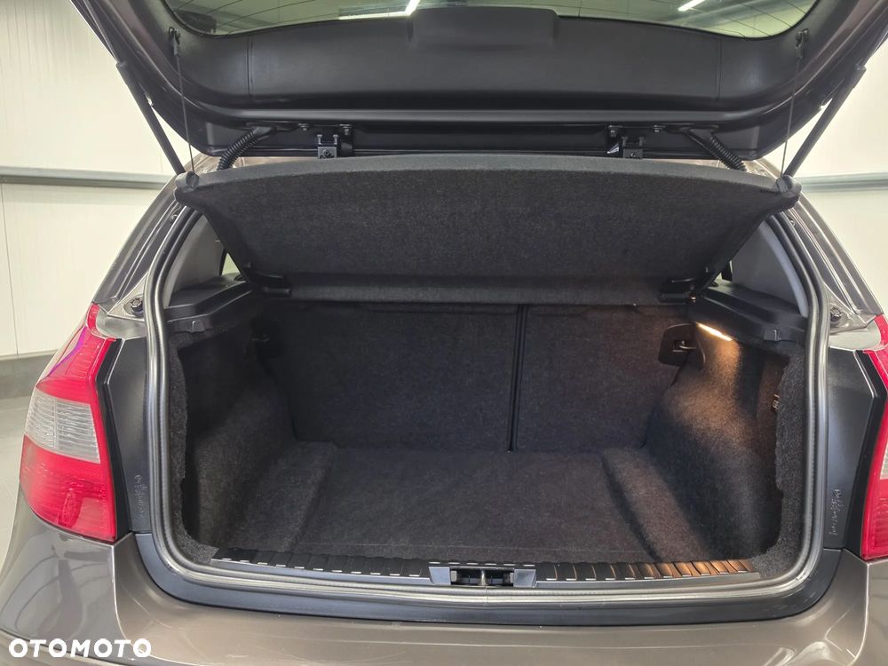 BMW Seria 1 118i - 21