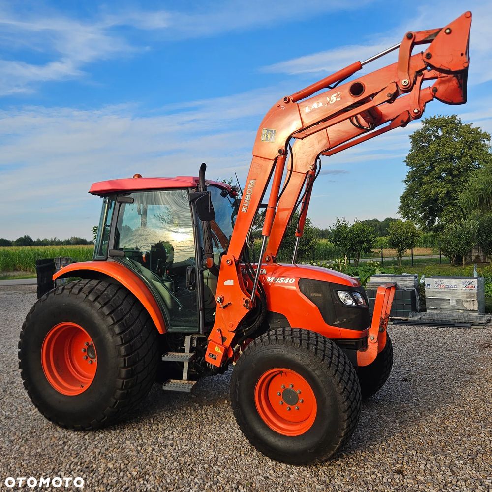 Kubota M9540 - 1