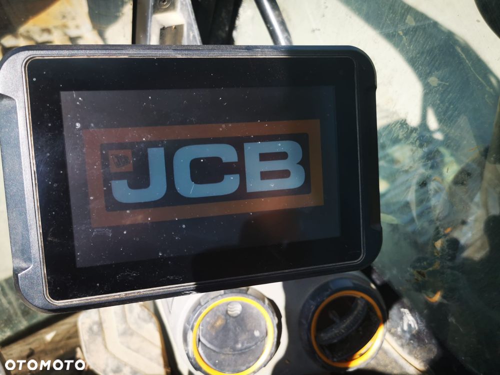 JCB 220X LC - 26
