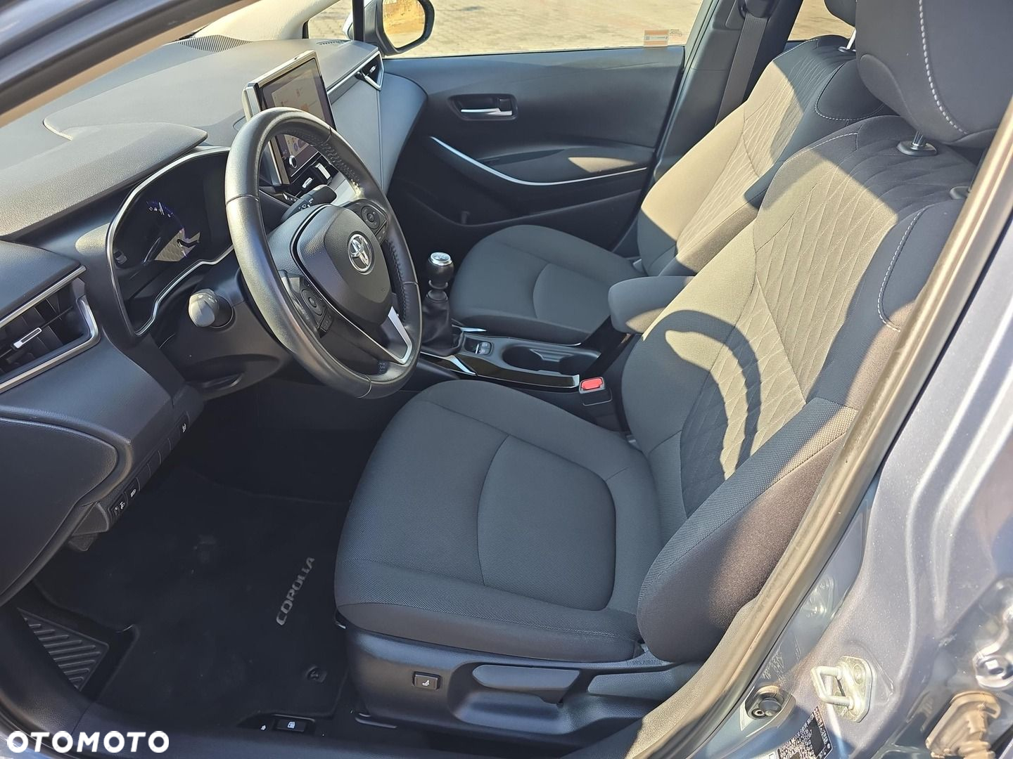 Toyota Corolla - 14