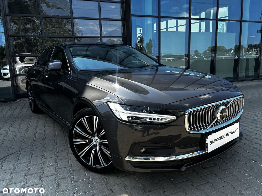 Volvo S90 - 2