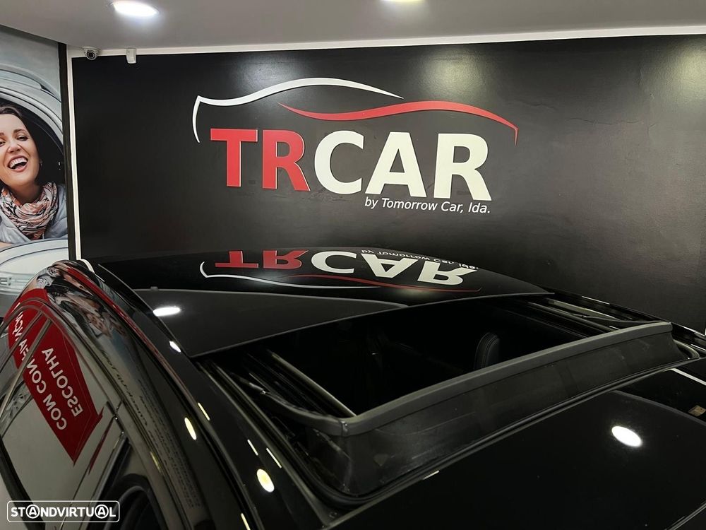 Mercedes-Benz C 300 e AMG Line - 12